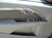 Volvo XC70 Kombi 2,4 l 151 kw