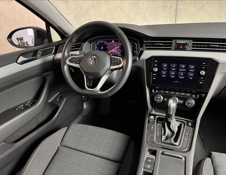 Volkswagen Passat Kombi 2,0 l 140 kw