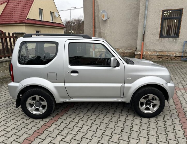 Suzuki Jimny Ostatní 1,3 l 63 kw