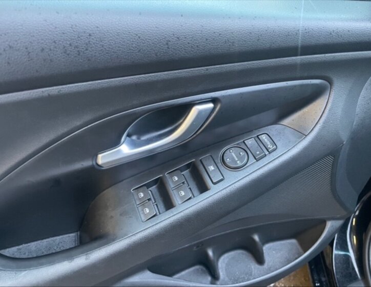 Hyundai i30 Kombi 998,0 88 kw