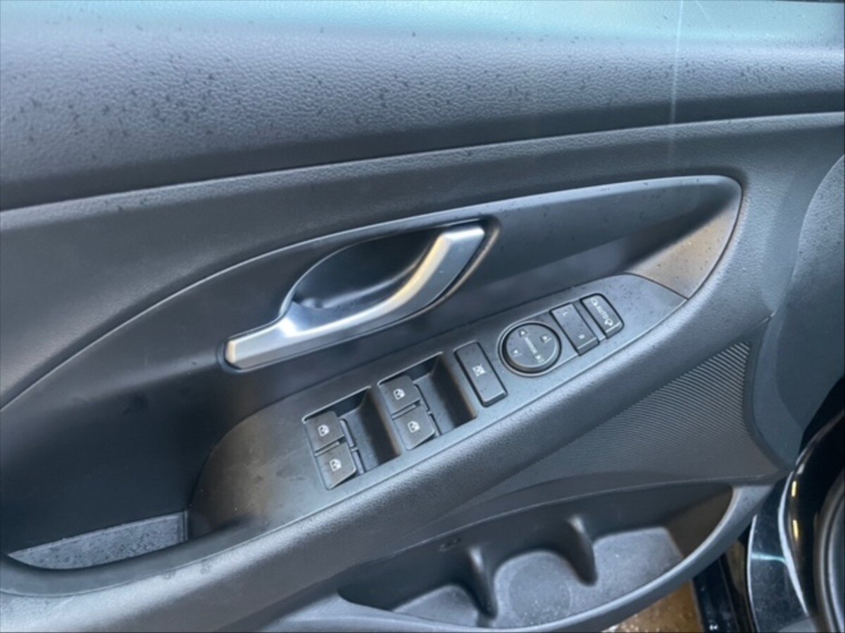 Hyundai i30 Kombi 998,0 88 kw