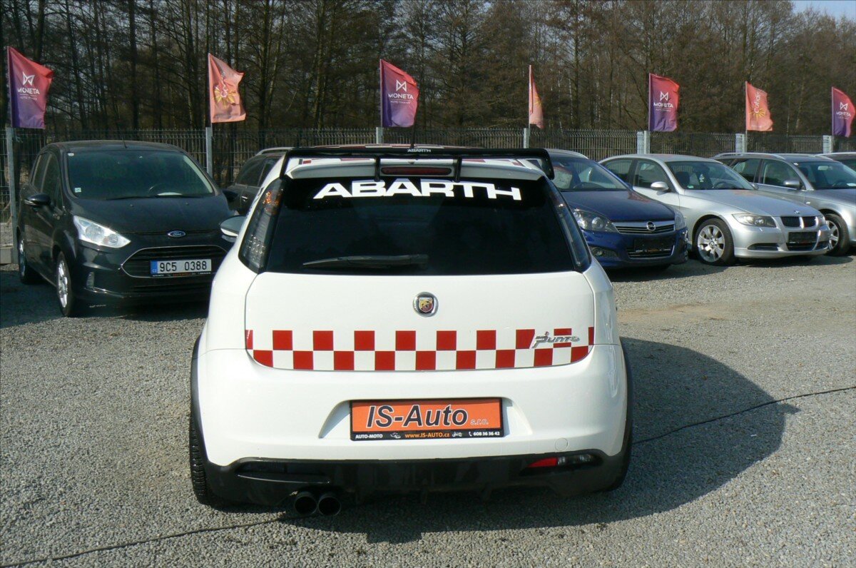 Fiat Grande Punto Hatchback 1,4 l 114 kw