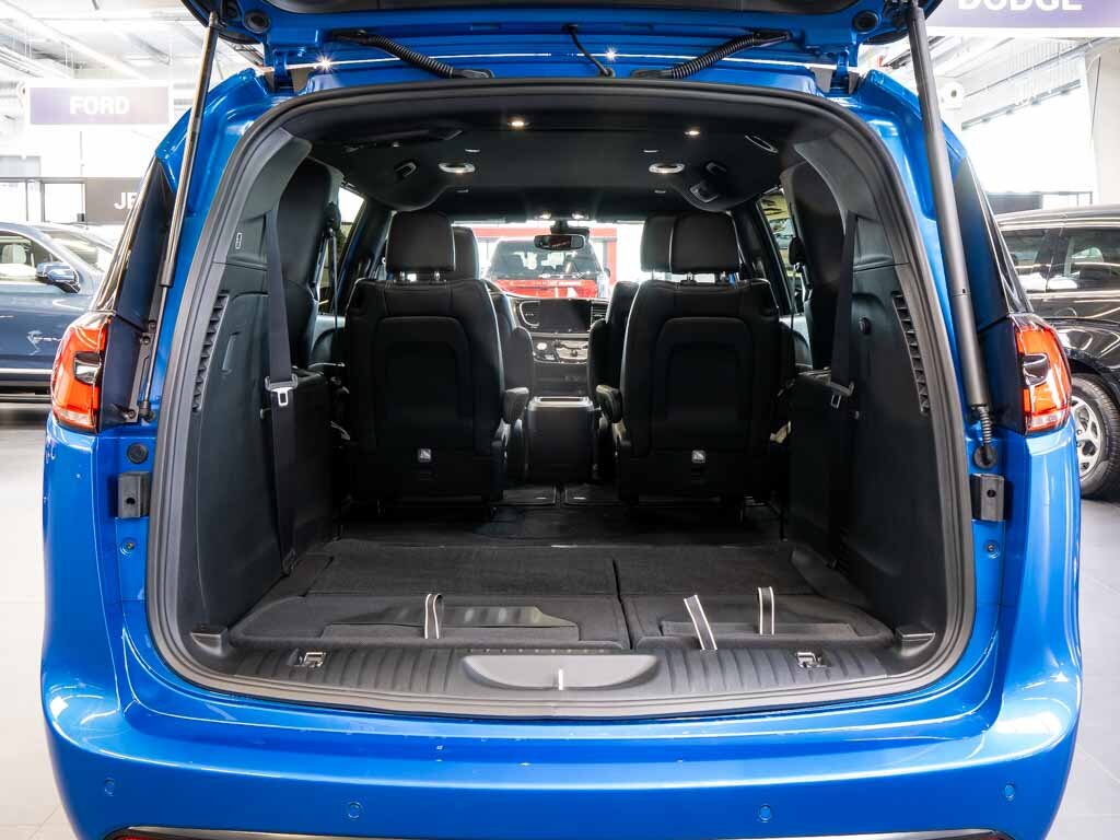 Chrysler Pacifica MPV 3,6 l 221 kw