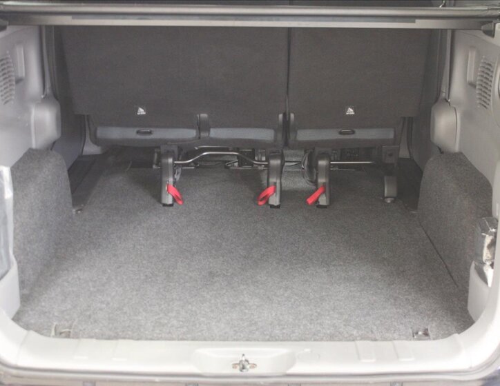 Nissan NV200 Kombi 1,5 l 81 kw