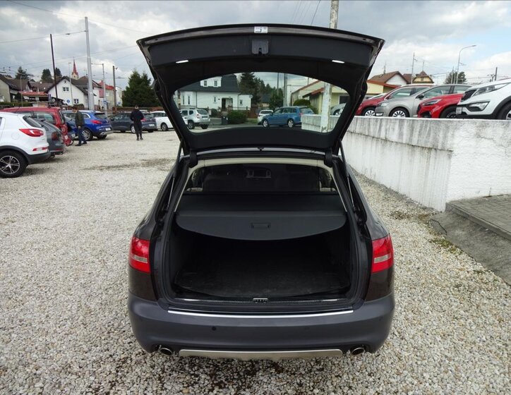 Audi A6 Allroad Kombi 3,0 l 176 kw