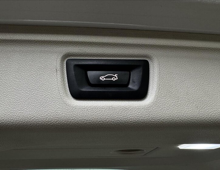 BMW Řada 3 Kombi 2,0 l 215 kw