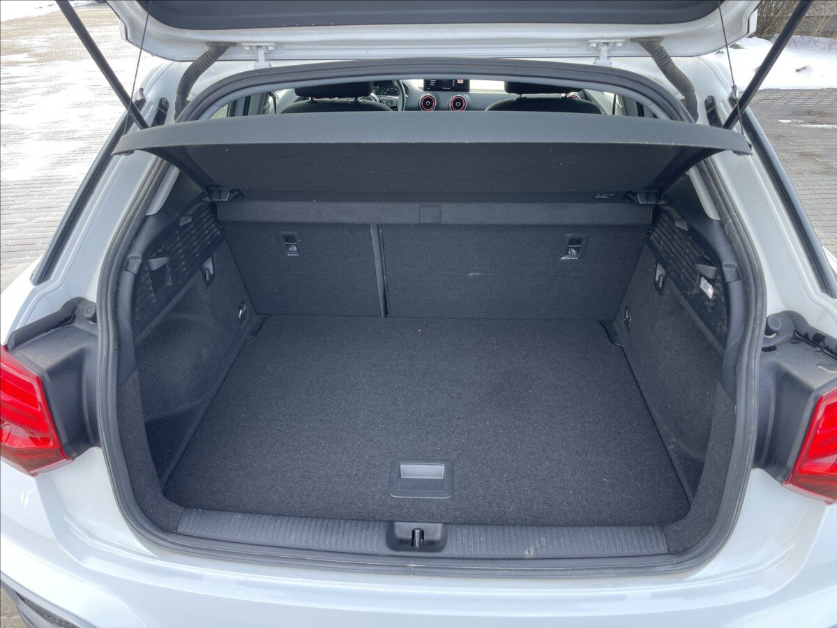 Audi Q2 SUV / Terénní 1,5 l 110 kw