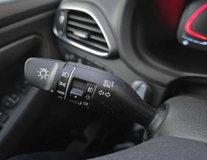 Hyundai i30 Kombi 998,0 73 kw