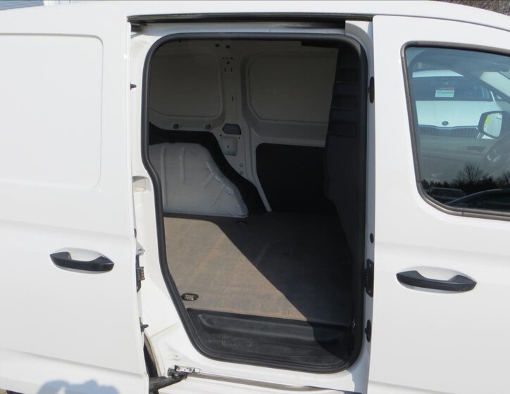 Volkswagen Caddy Skříň 2,0 l 75 kw