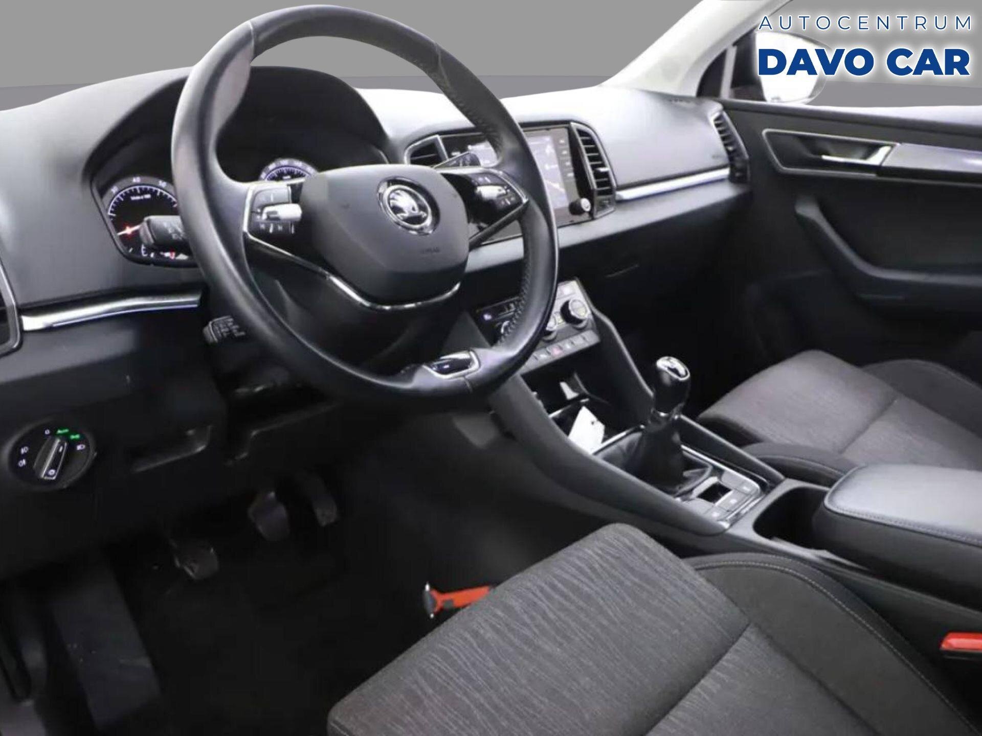 Škoda Karoq SUV 999,0 81 kw