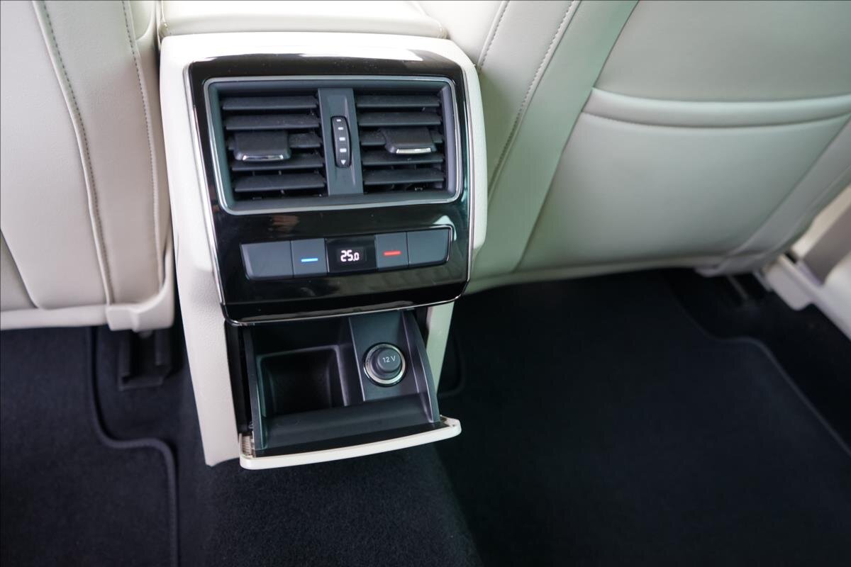 Škoda Superb Kombi 2,0 l 140 kw