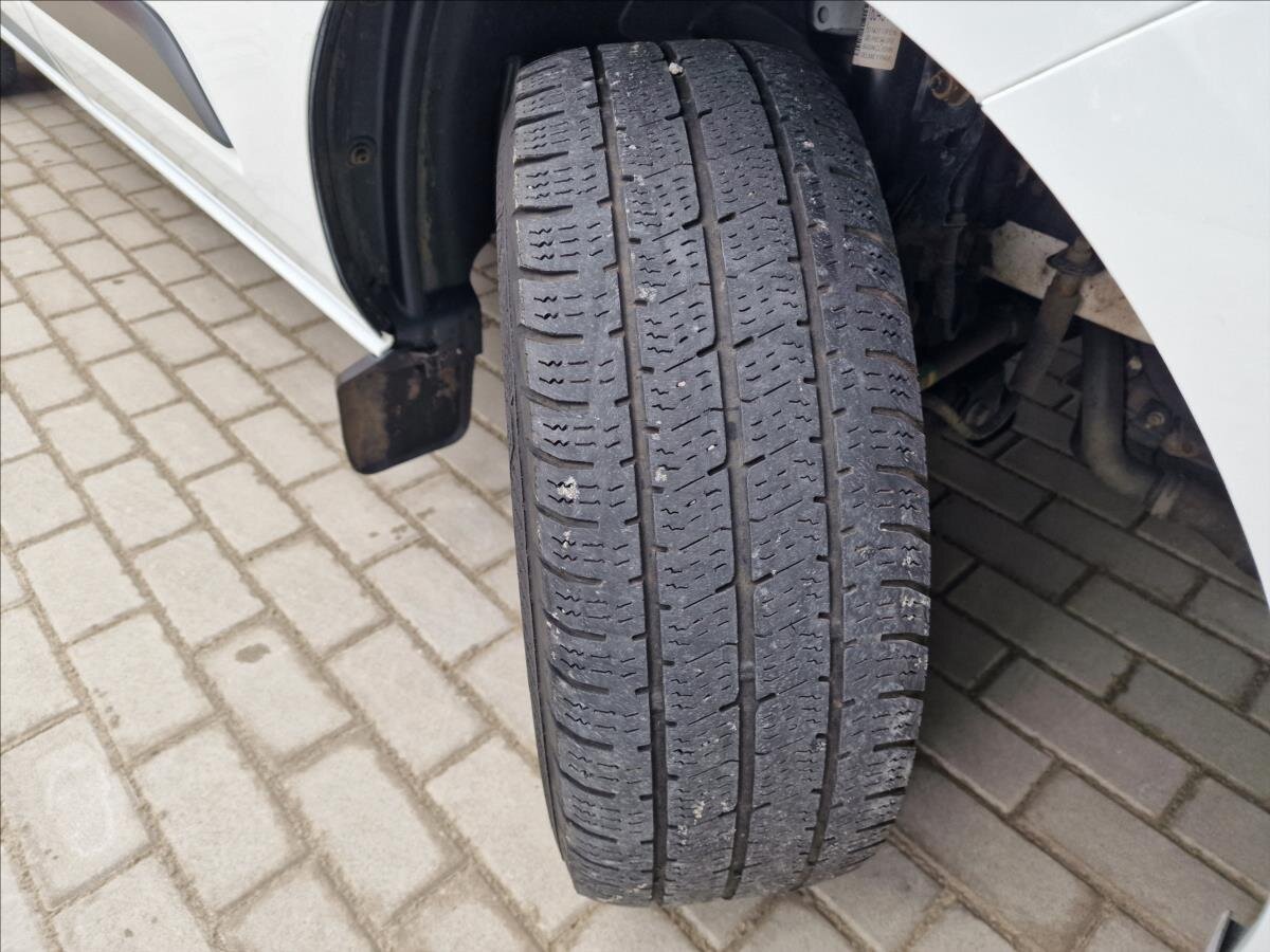 Ford Transit Custom Skříň 2,0 l 77 kw