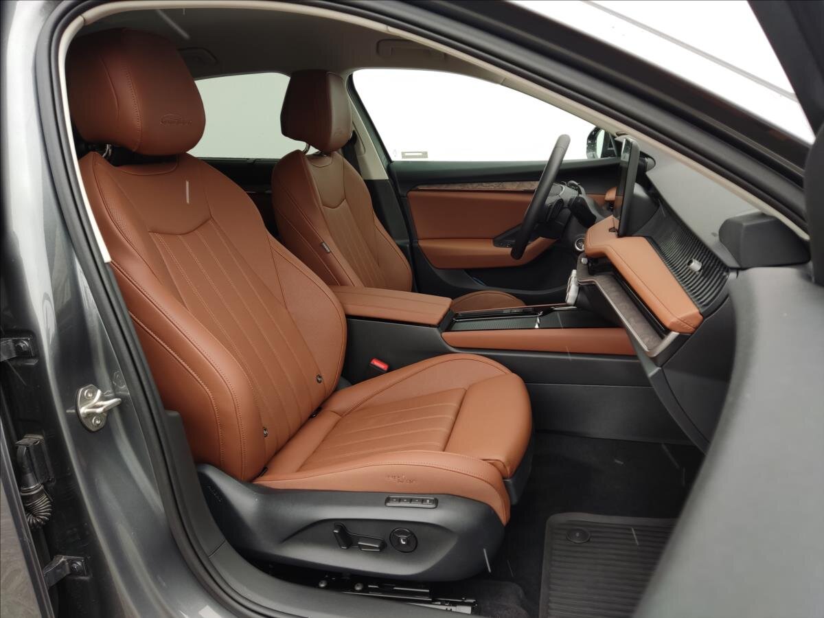 Škoda Superb Liftback 2,0 l 142 kw