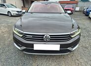 Volkswagen Passat 2