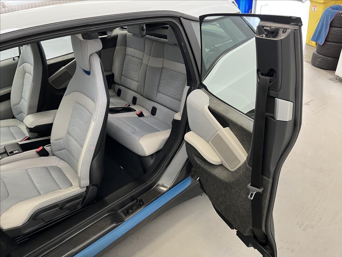 BMW i3 Hatchback 647,0 125 kw