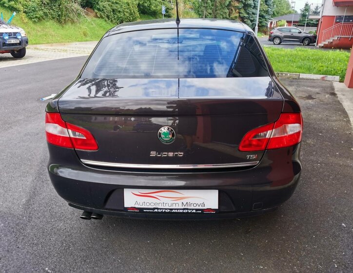 Škoda Superb Ostatní 1,8 l 118 kw