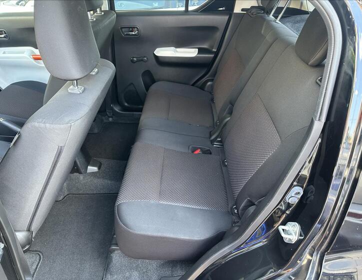 Suzuki Ignis 13
