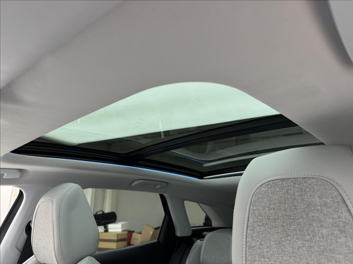 Peugeot 3008 SUV / Terénní 1,2 l 96 kw