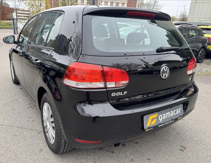 Volkswagen Golf Hatchback 1,6 l 77 kw