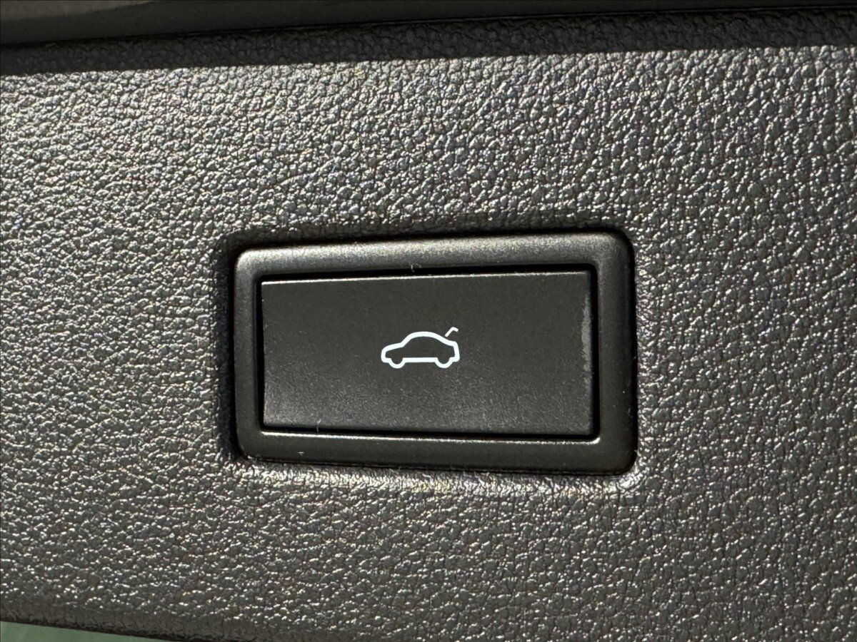 Volkswagen Tiguan SUV 1,5 l 110 kw