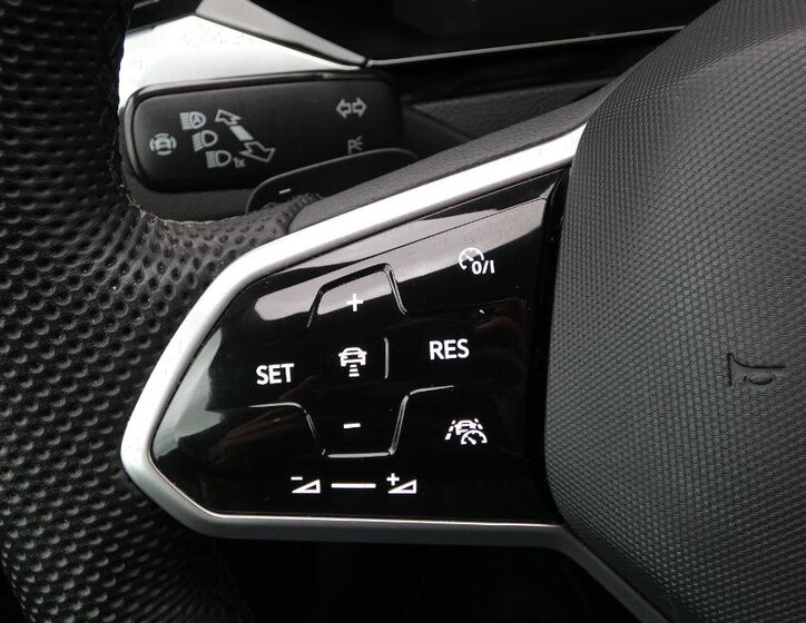 Volkswagen Arteon Liftback 2,0 l 147 kw