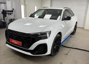 Audi Q8 3