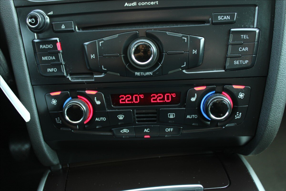 Audi A4 Sedan / Limuzína 1,8 l 118 kw