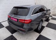 Mercedes-Benz Třídy E 7