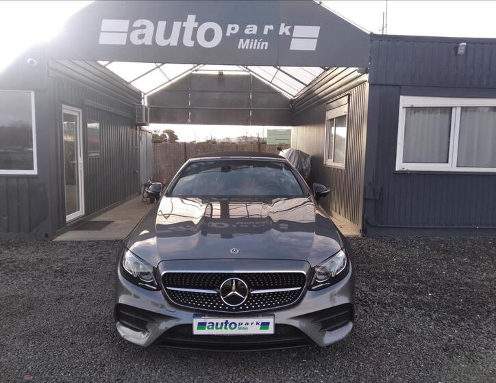 Mercedes-Benz Třídy E 2