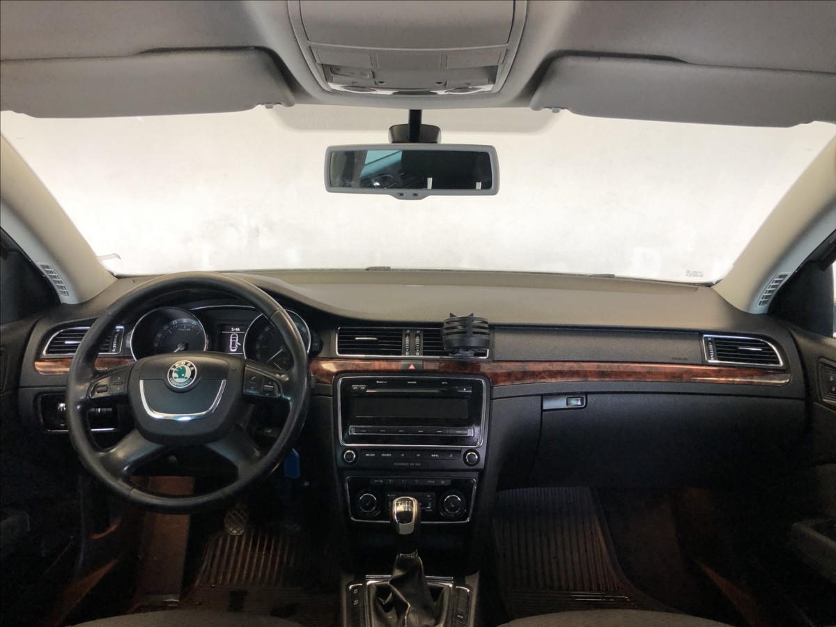 Škoda Superb