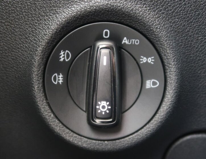 Škoda Karoq Kombi 999,0 85 kw