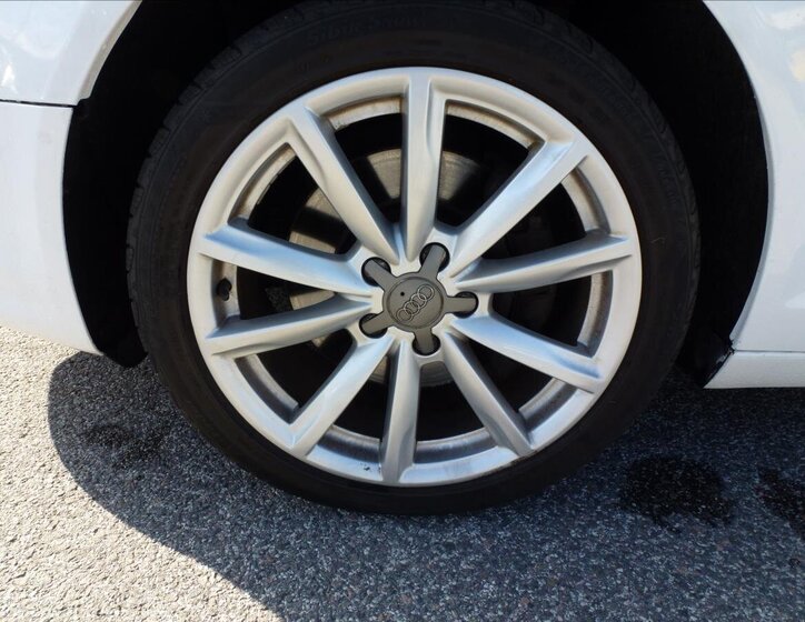 Audi A6 Kombi 2,7 l 140 kw