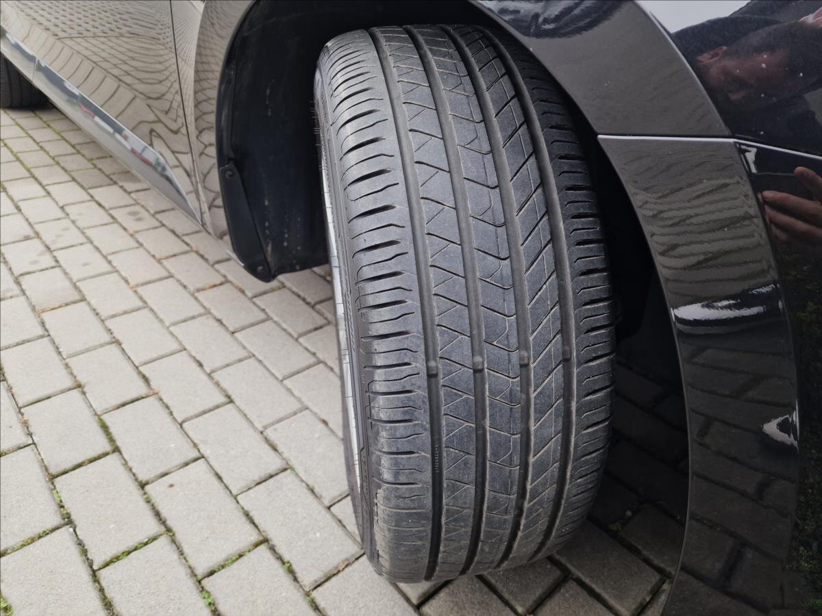 Škoda Superb Kombi 2,0 l 110 kw