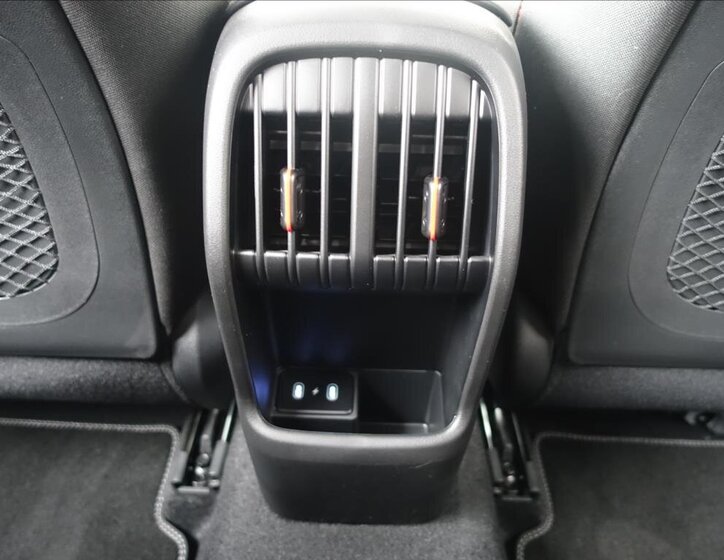 Hyundai Kona SUV / Terénní 1,6 l 132 kw