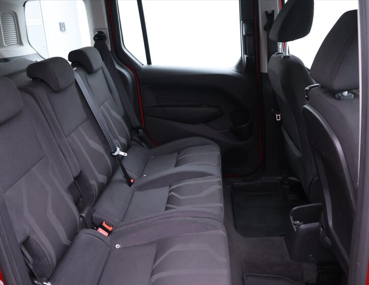 Ford Tourneo Connect 12