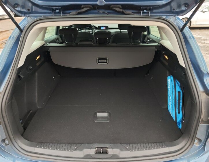 Ford Focus Kombi 999,0 92 kw