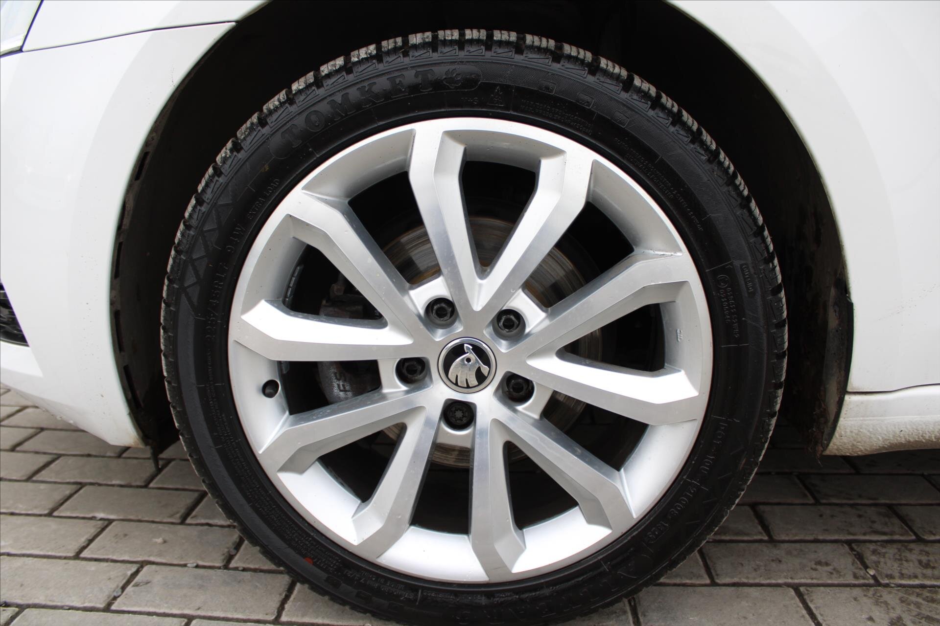 Škoda Octavia Liftback 1,6 l 85 kw