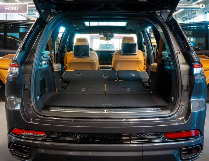 Jeep Grand Cherokee 8