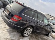 Mercedes-Benz Třídy C Kombi 2,1 l 125 kw