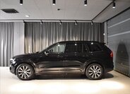 Volvo XC90 SUV / Terénní 2,0 l 228 kw