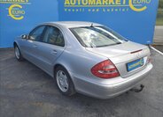 Mercedes-Benz Třídy E Sedan / Limuzína 1,8 l 120 kw