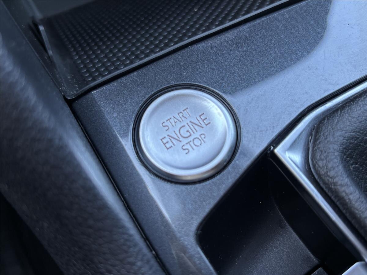 Volkswagen Tiguan SUV / Terénní 2,0 l 110 kw