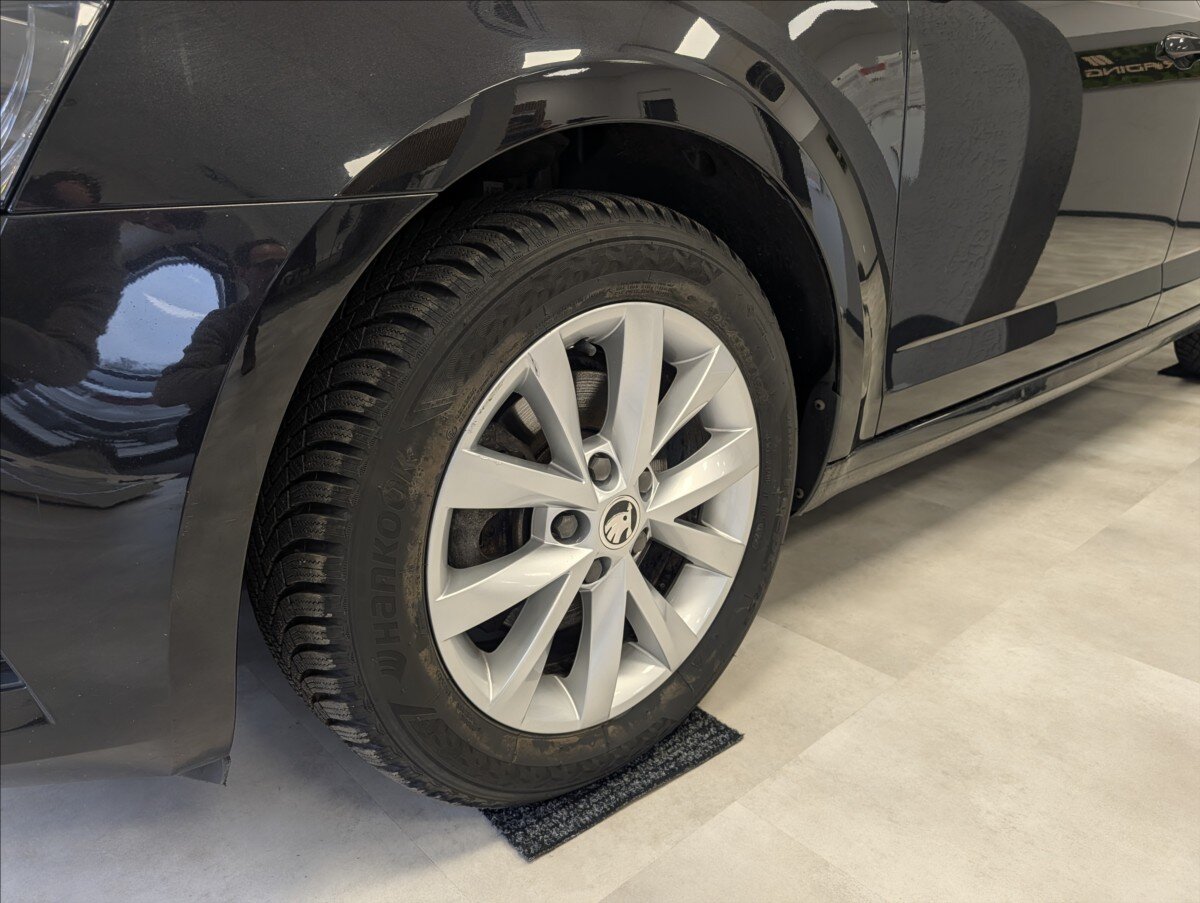 Škoda Octavia Kombi 1,5 l 110 kw