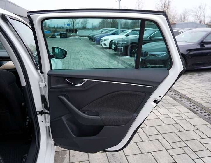 Škoda Scala Hatchback 1,6 l 85 kw