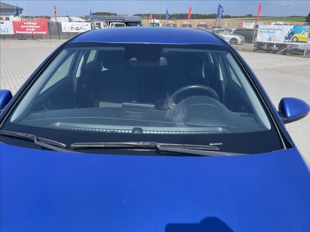 KIA Ceed Hatchback 1,4 l 73 kw