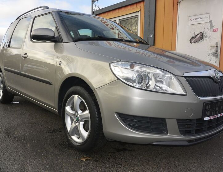 Škoda Roomster 38