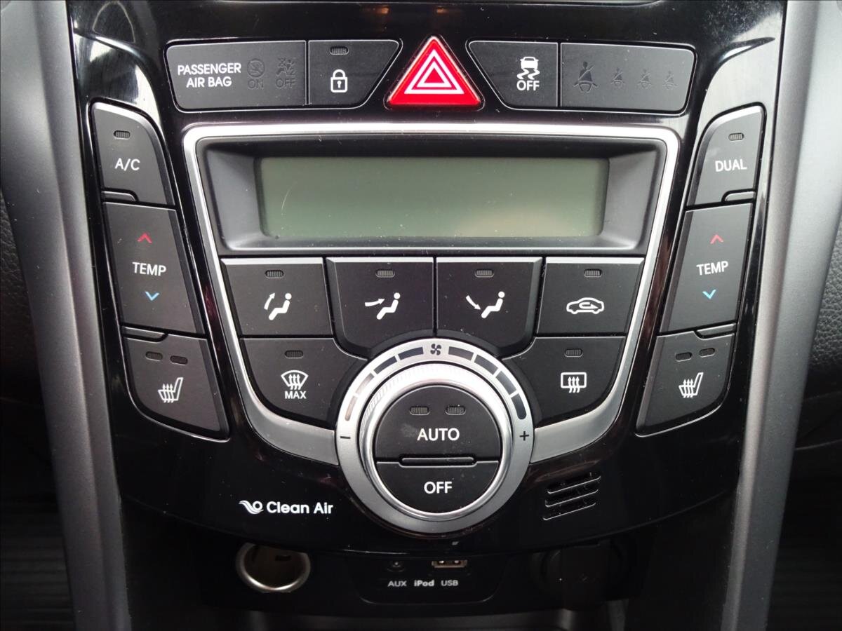 Hyundai i30 Kombi 1,6 l 99 kw