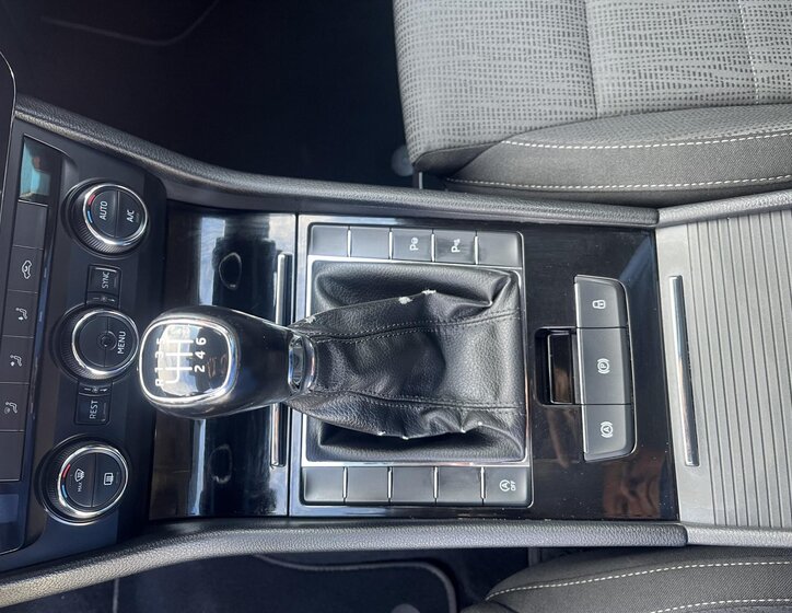 Škoda Superb Kombi 2,0 l 110 kw