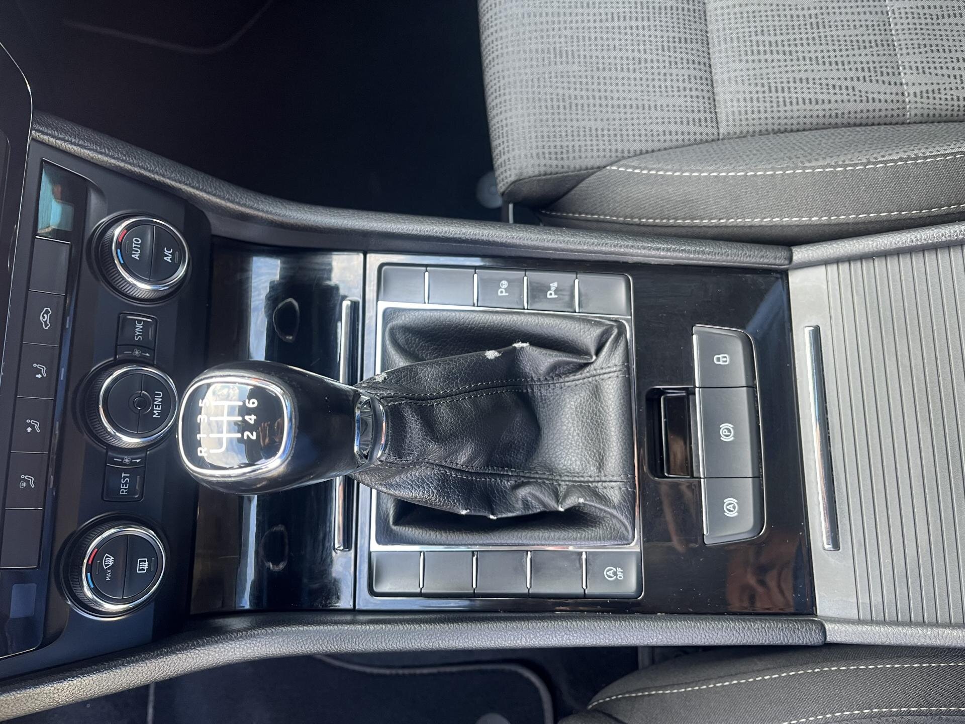 Škoda Superb Kombi 2,0 l 110 kw