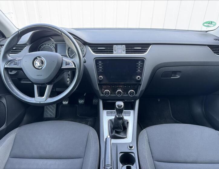 Škoda Octavia 26